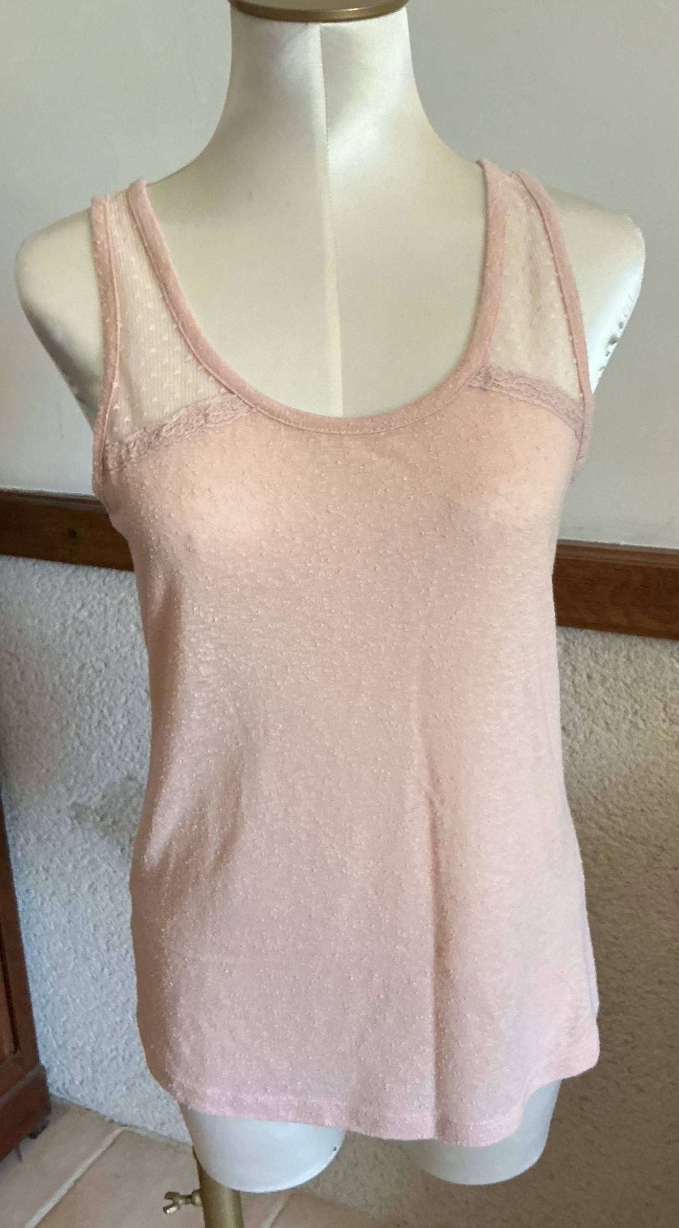 Débardeur sans manches rose pale taille 40